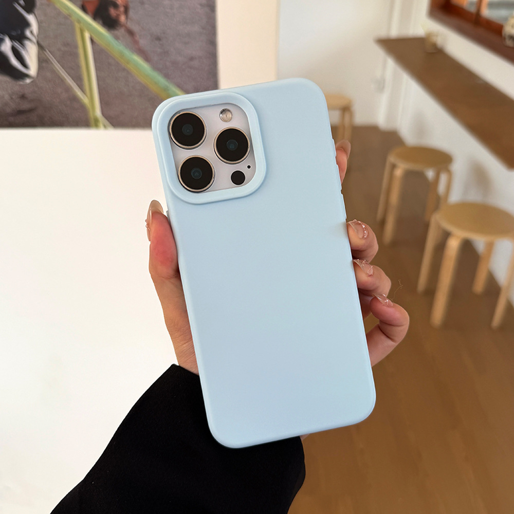 Funda protectora de silicona anticaídas para iPhone 15 Pro, 13 y 17, de color puro y tacto piel, estilo simple, todo incluido.