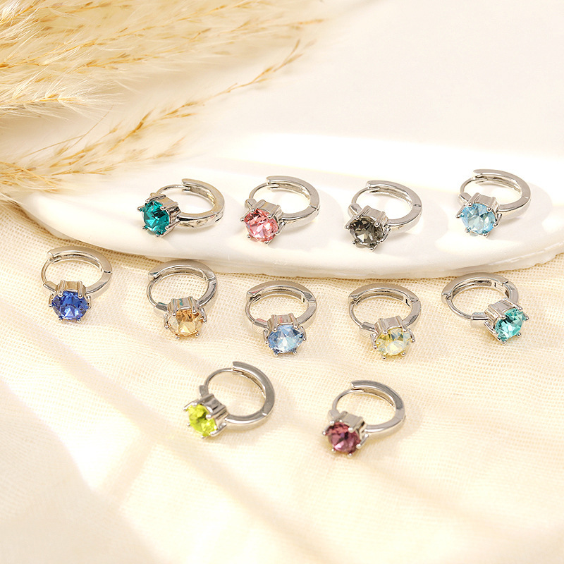 New High-End Diamond Ear Cuffs for Women, Trendy Versatile Earrings, Dazzling Colorful Diamond Hoops, Sweet and Cool Style Earrings Wholesale New High-End Diamond Ear Cuffs for Women, Trendy Versatile Earrings, Dazzling Colorful Diamond Hoops, Sweet and Cool Style Earrings Wholesale