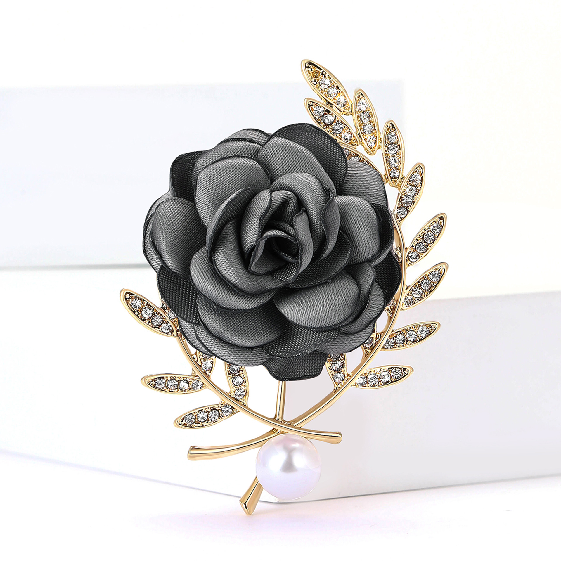 Elegante stoffen bloem broche voor dames jasjes en cardigans_voghion.com
