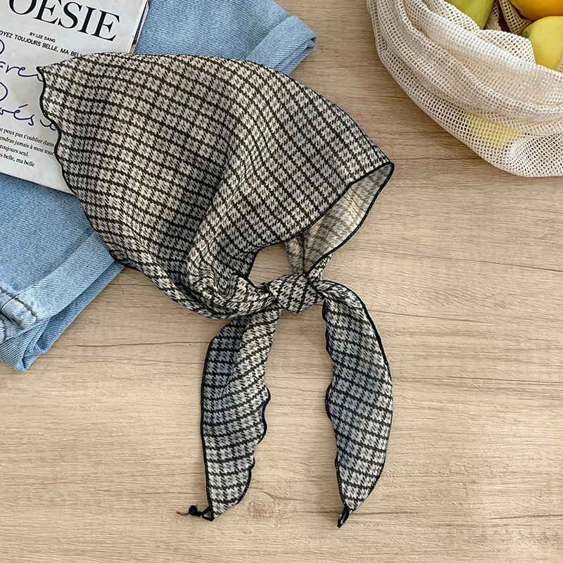 Bufanda de seda nuevo estilo protector para el cuello bufanda para el cuello pequeño y fresco pañuelo floral a cuadros cinturón para el cabello para atar el cabello bufanda triangular multiusos para atar la cintura