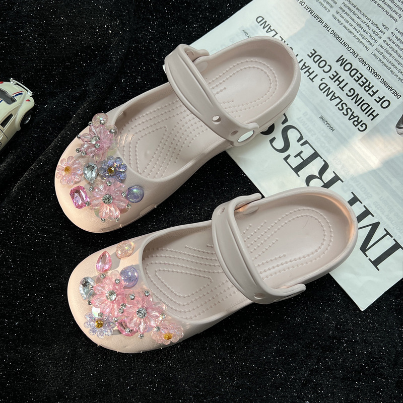 Beautiful Pink Flower Cluster Ballet Clogs 2026 Summer Women's Slippers Closed-Toe Outdoor Non-Slip Casual Sandals Wholesale