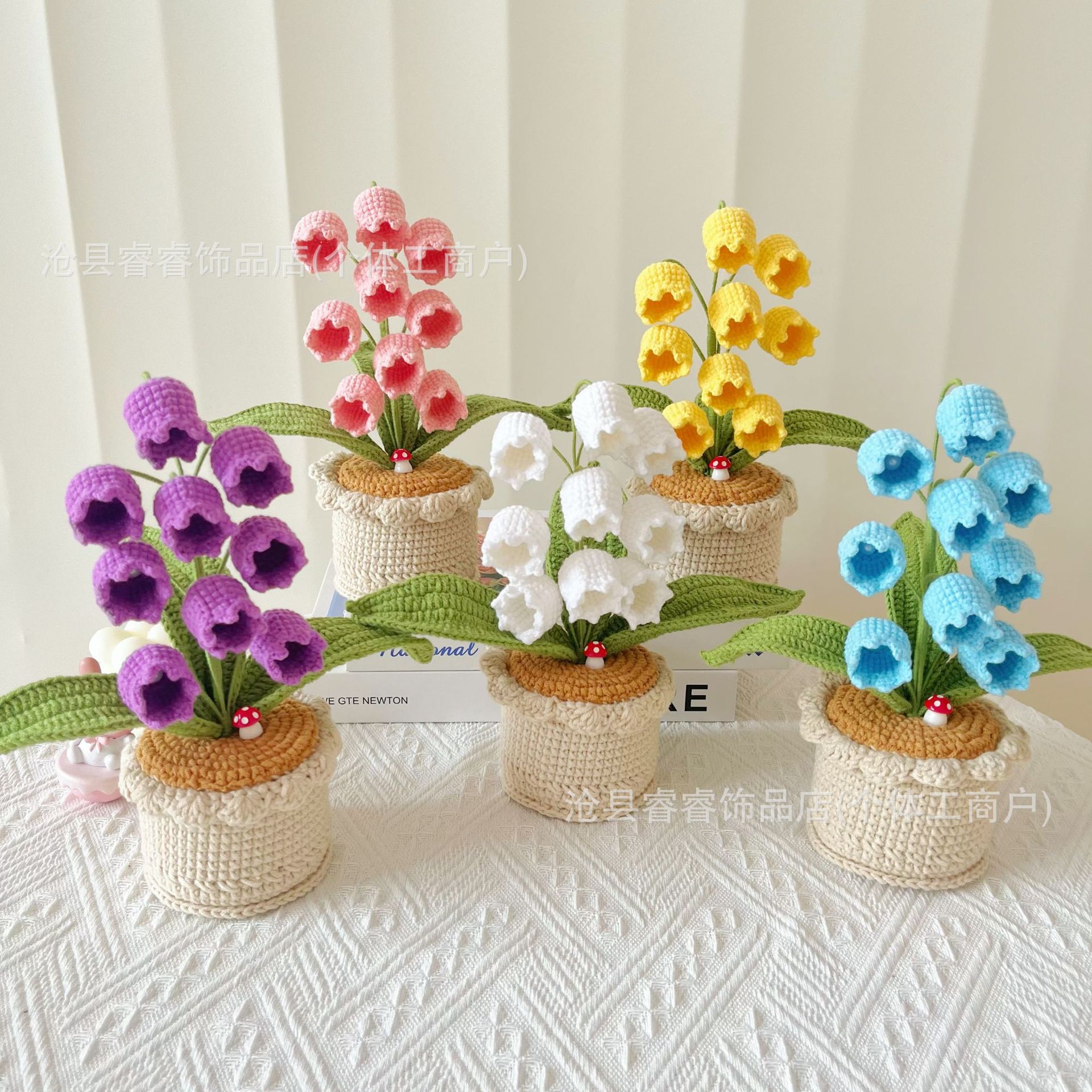 Productos terminados transfronterizos de Amazon, ganchillo hecho a mano, adornos de lirio de los valles, tejido de lana, flores artificiales de rosas, bonsai de escritorio