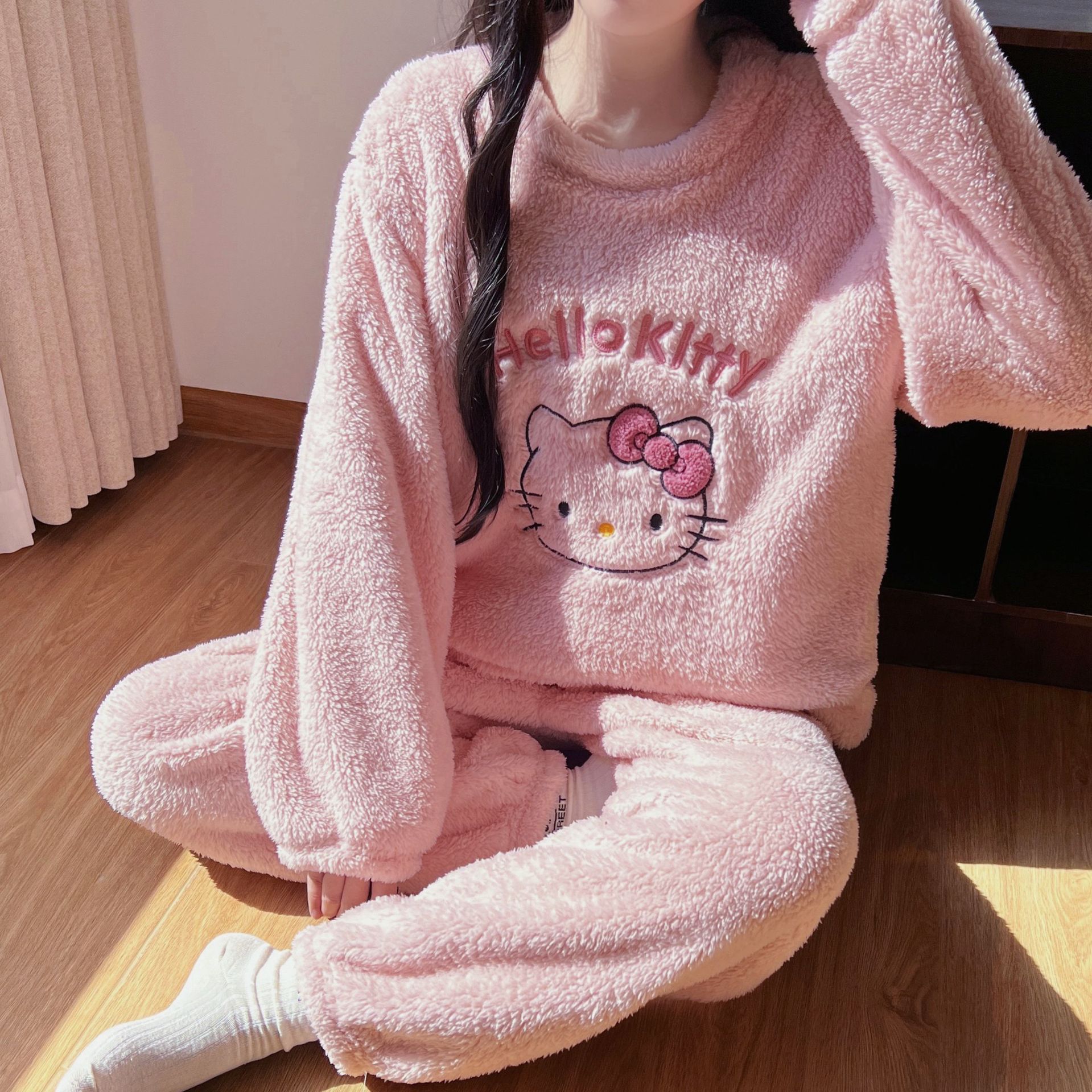 Mayorista transfronterizo grueso calentamiento de la mitad de pijamas de terciopelo de invierno nuevo chaqueta lindo se puede usar con ropa de casa