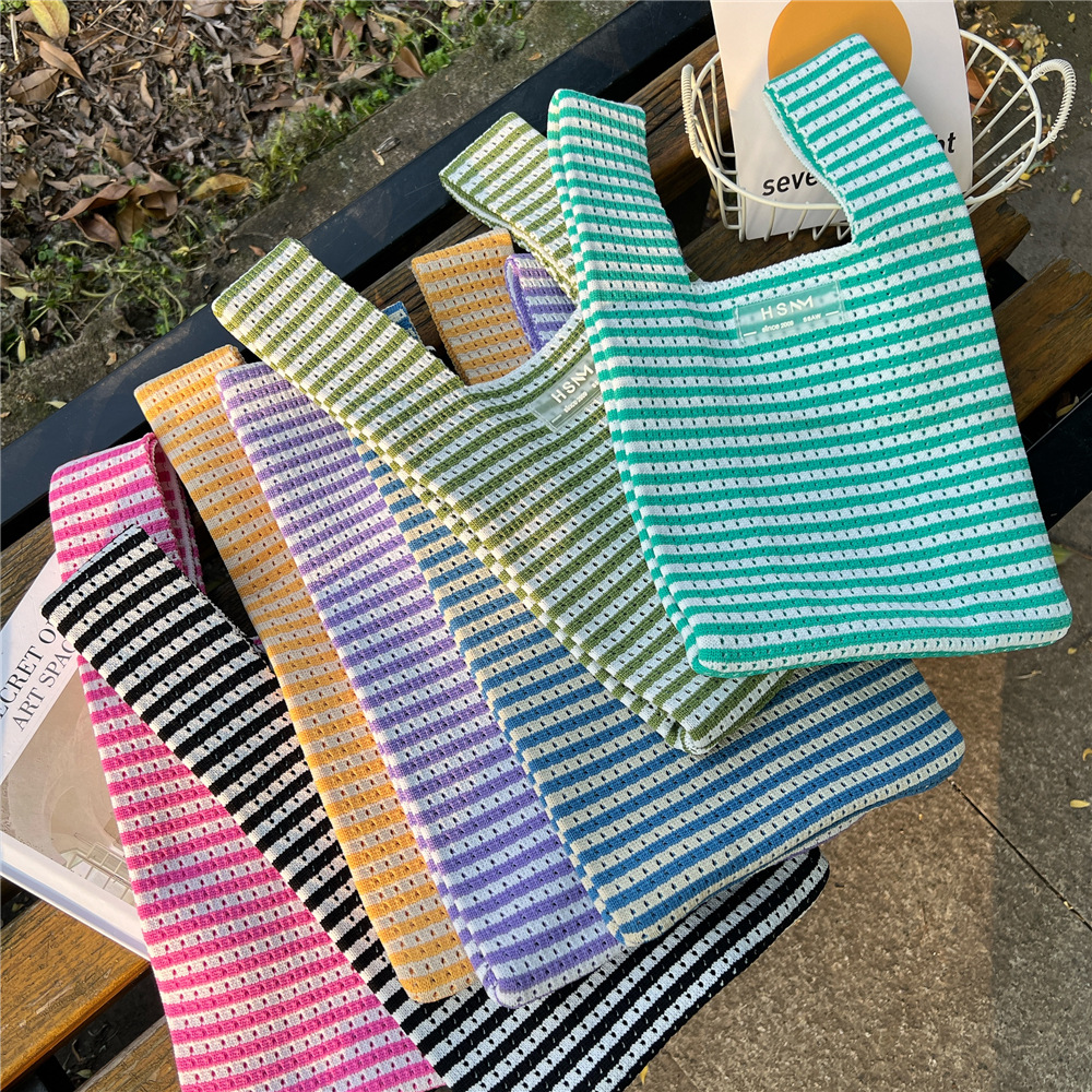Women's Small Knit Stripe Basic Vintage Style Open Handbag display picture 2