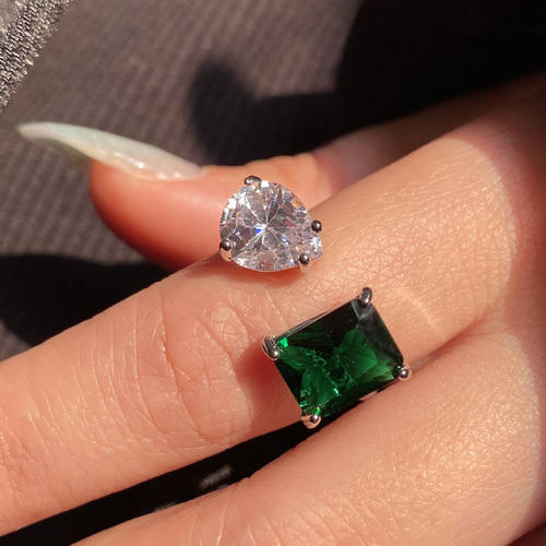 Versa emerald square treasure adjustable ring for women 18K gold plated multi-faceted bright white diamond water drop niche ring