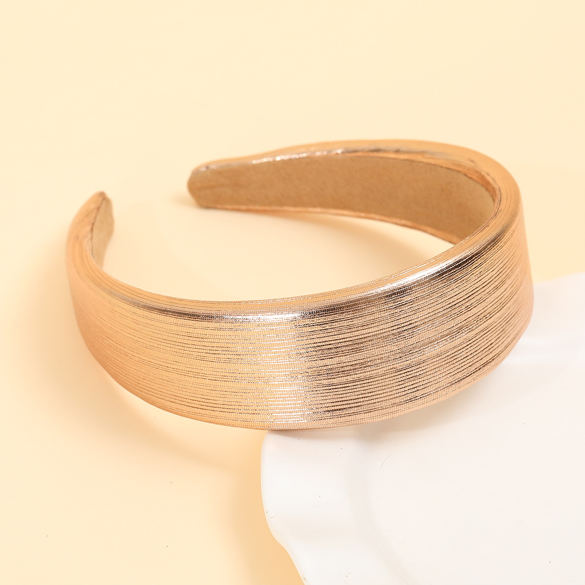 Nuevo metal coreano PU cuero cabello brazaje decoración diaria esponja plateada alta cabeza de cabeza