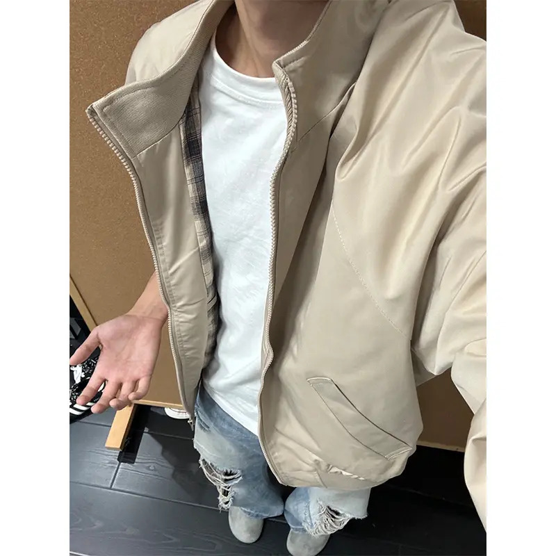 卡其色格子内衬短款外套男秋季美式复古哈灵顿立领夹克宽松棒球服