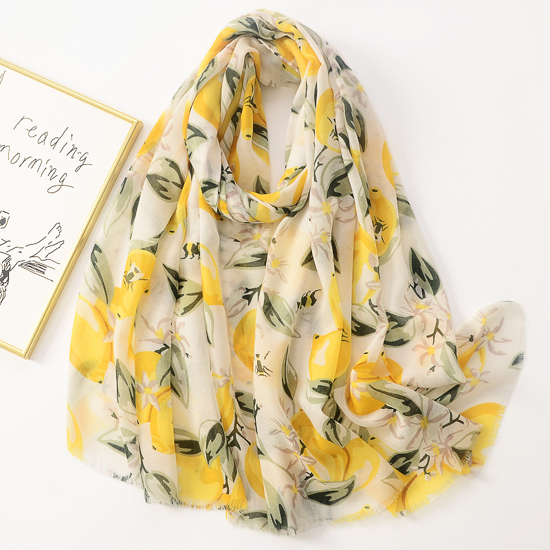 Estilo coreano dulce fruta impresa bufanda fresca lindo viaje decorativo chal algodón y lino sensación bufanda de seda Toalla de playa para las mujeres