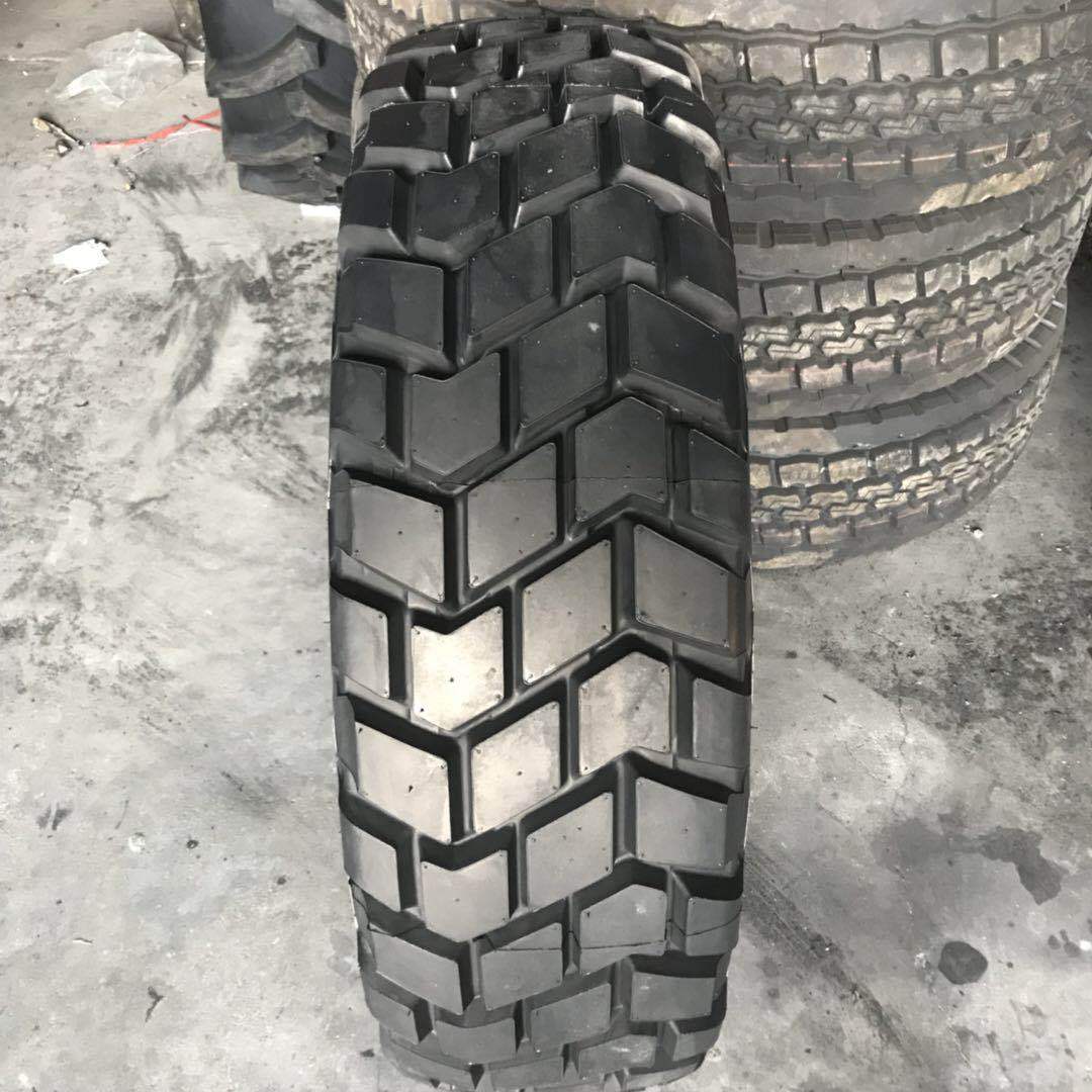 陕汽越野轮胎12.5R20 特种越野钢丝胎 耐磨三包三角/东风