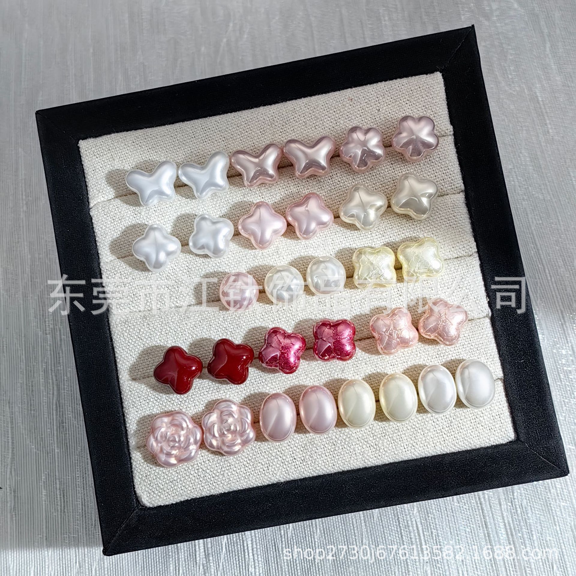 Pointed titanium steel lip stud product view