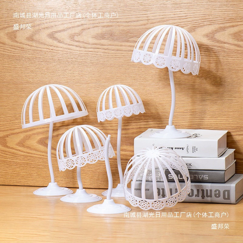 Children's mannequin head, hat, stand, wig, doll, helmet
