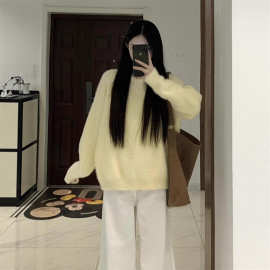 黄色软糯貂绒毛衣女打底衫秋冬2025新款慵懒风高级感圆领针织上衣