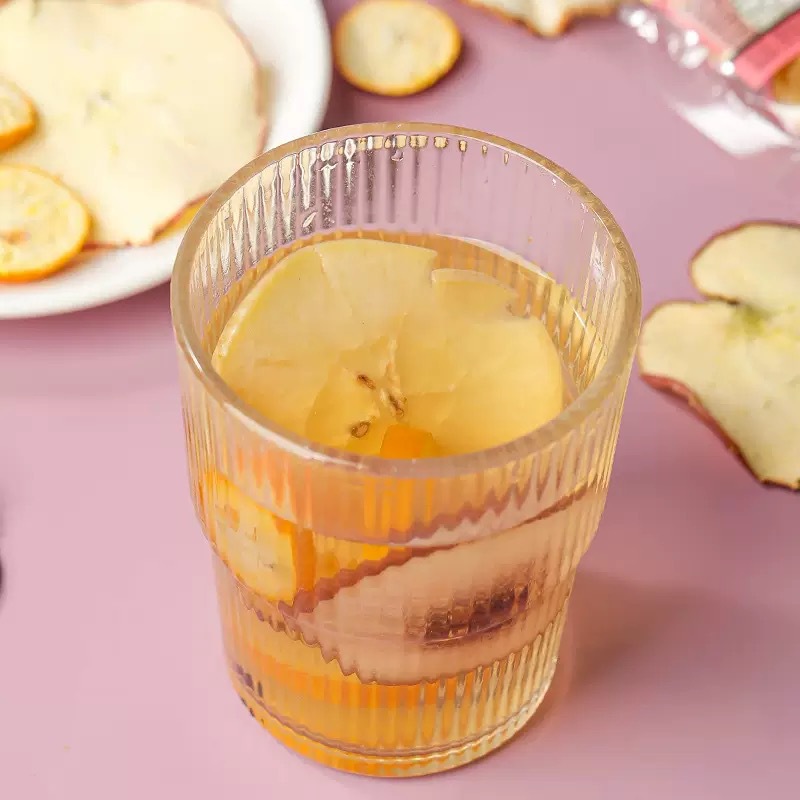Kumquat Snow Pear Hot Orange Fruit Tea Freeze Dried Slices Hot Cold Brew 100g in use