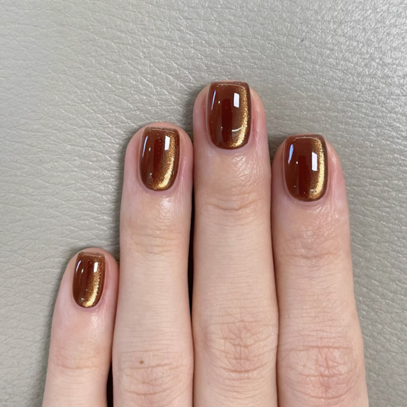 Autumn and Winter Brown Wearable Manicure Solid Color Cat Eye Flash Nail Pieces Short Square Nails Fake Nails Wholesale
