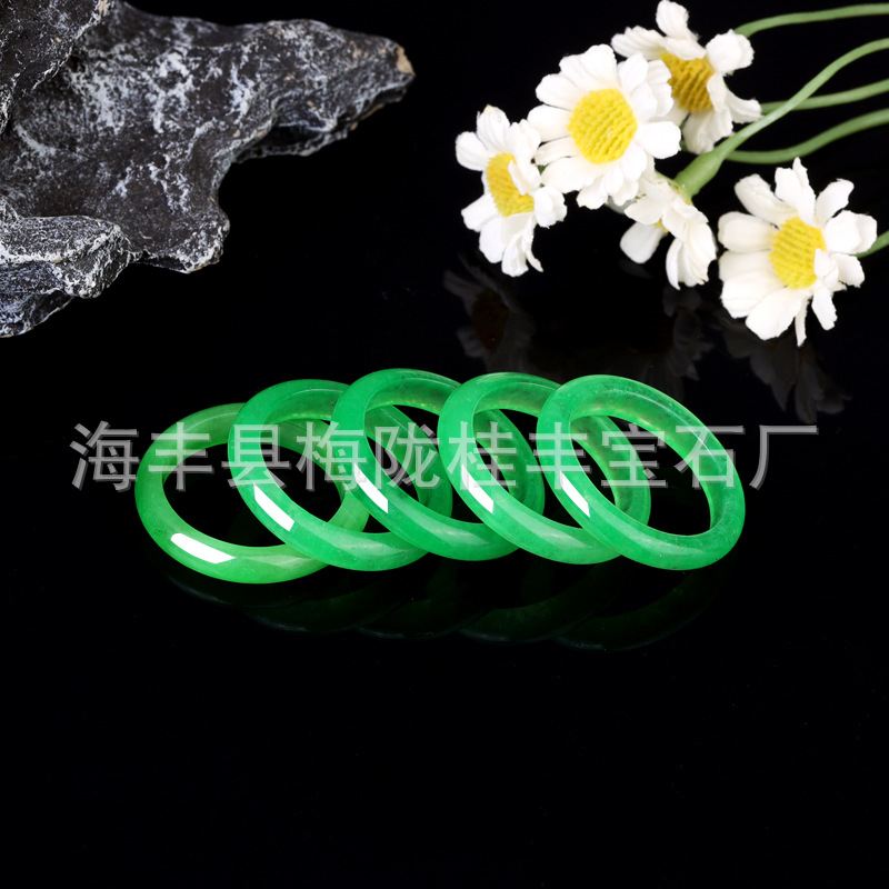 Sunny green ring Myanmar jade