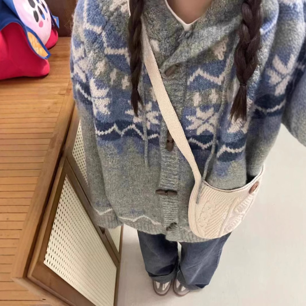 Amerikanische Retro Horns chnalle weiche klebrige Mahair Fair Island Pullover Jacke Damen Herbst und Winter dicke Strickjacke