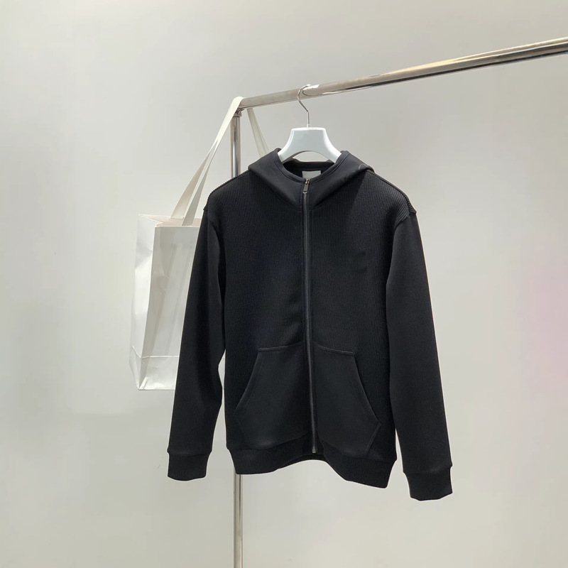 European Goods, Authentic Version, 2025 Autumn and Winter Fashion Casual Hooded Knit Patchwork Jacket, Mc Moncler Men's Jacket European Goods, Authentic Version, 2025 Autumn and Winter Fashion Casual Hooded Knit Patchwork Jacket, Mc Moncler Men's Jacket
