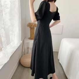 泡泡袖方领赫本风连衣裙女装夏季裙子收腰显瘦气质过膝长裙子夏款