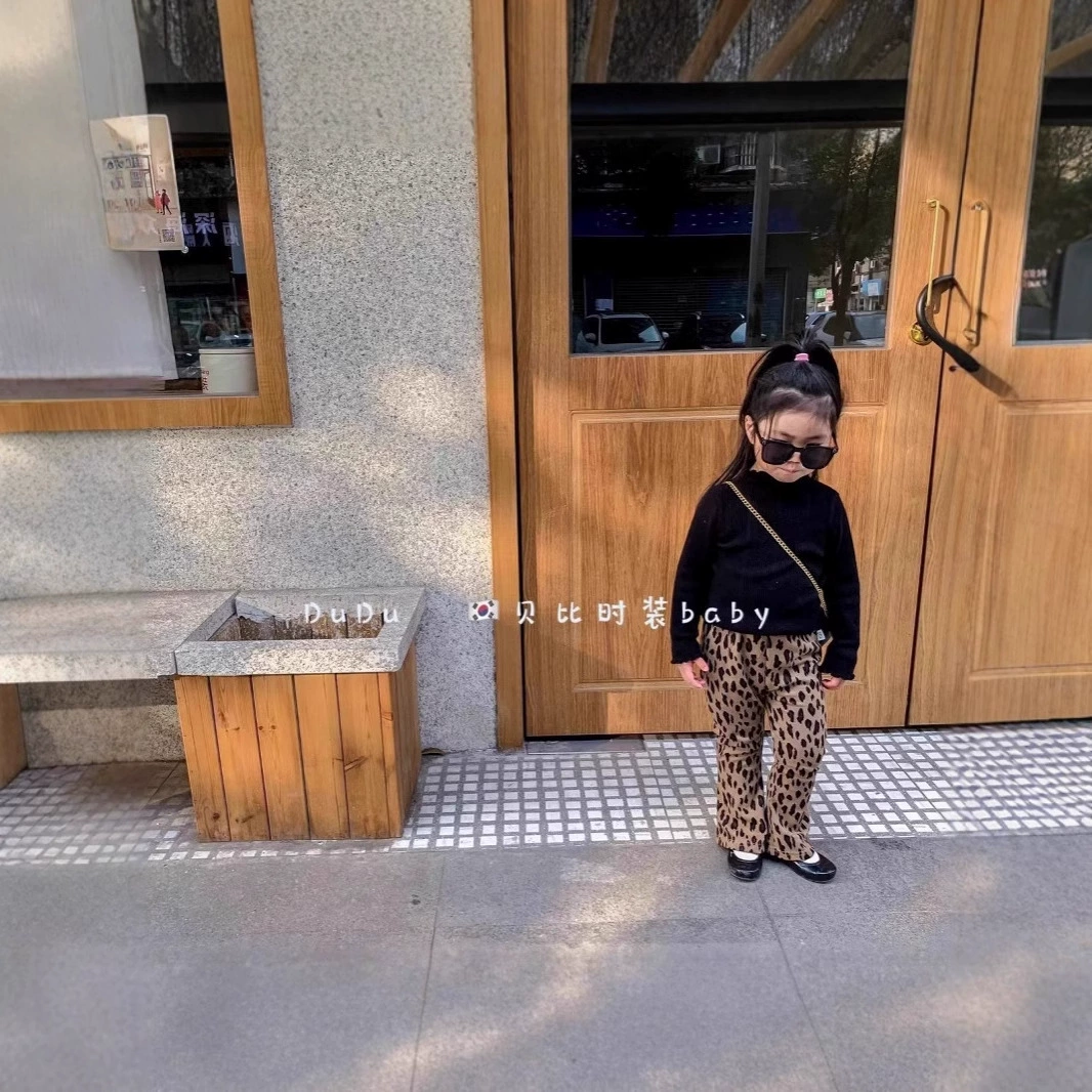 Модные детские брюки в корейском стиле 2025 года, осенне-зимние новые расклешенные брюки для девочек, длинные брюки для малышек