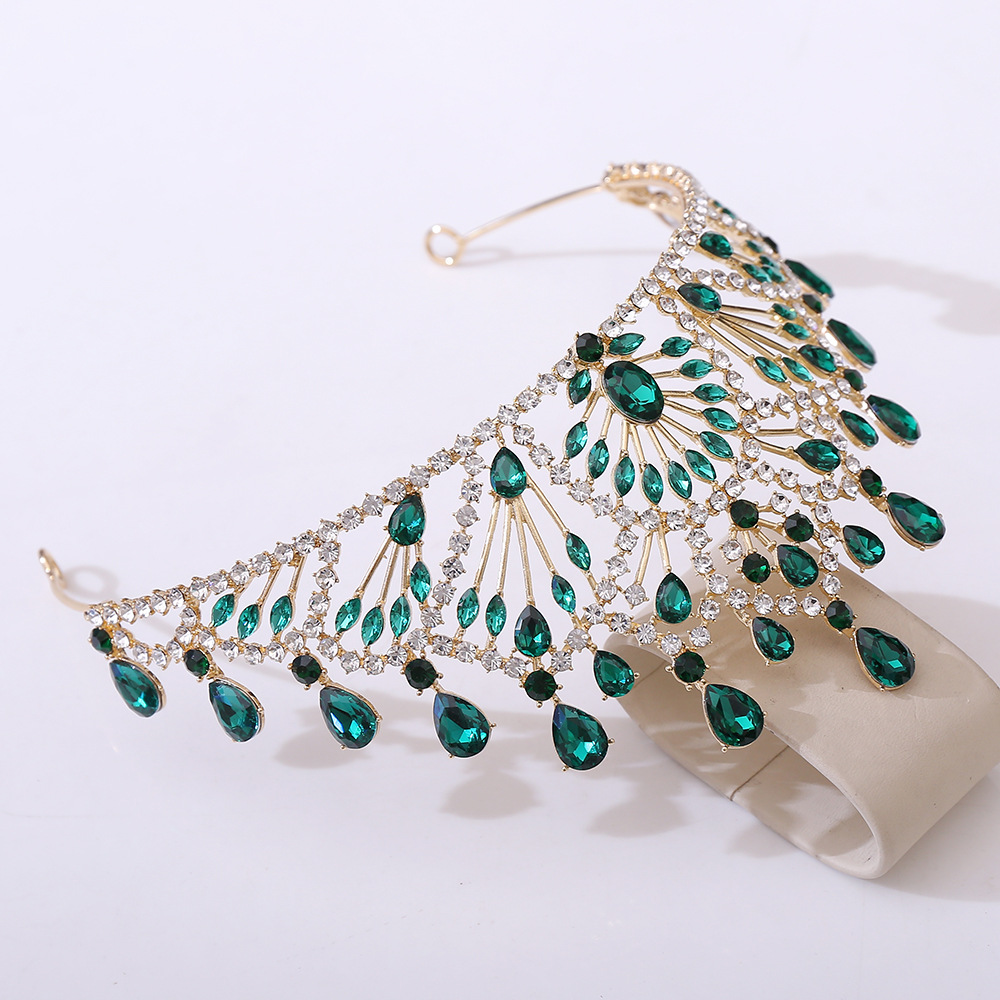 400g Weight Crown Hair Accessories Type Rhinestones Inlay Material 1 Piece Quantity Wedding, Birthday, Festival Occasion Alloy Material Crown, Knot Pattern All Seasons Season Women's Gender Plating Design Retro, Bridal, Shiny Style Gold Color Retro Bridal Shiny Women's Crown Knot Alloy Plating Rhinestones Crown 14