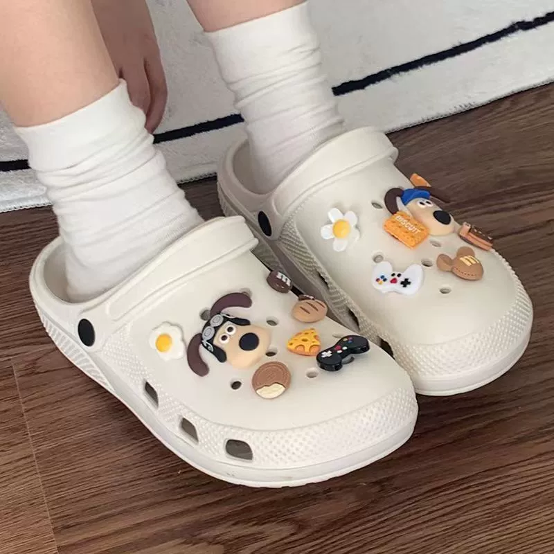 Сетчатые летние нескользящие тапочки в стиле Crocs, платформа, модные мюли с очень высоким каблуком, интернет-знаменитость, женский стиль, эффект увеличения роста, закрытый носок, для прогулок на улице
