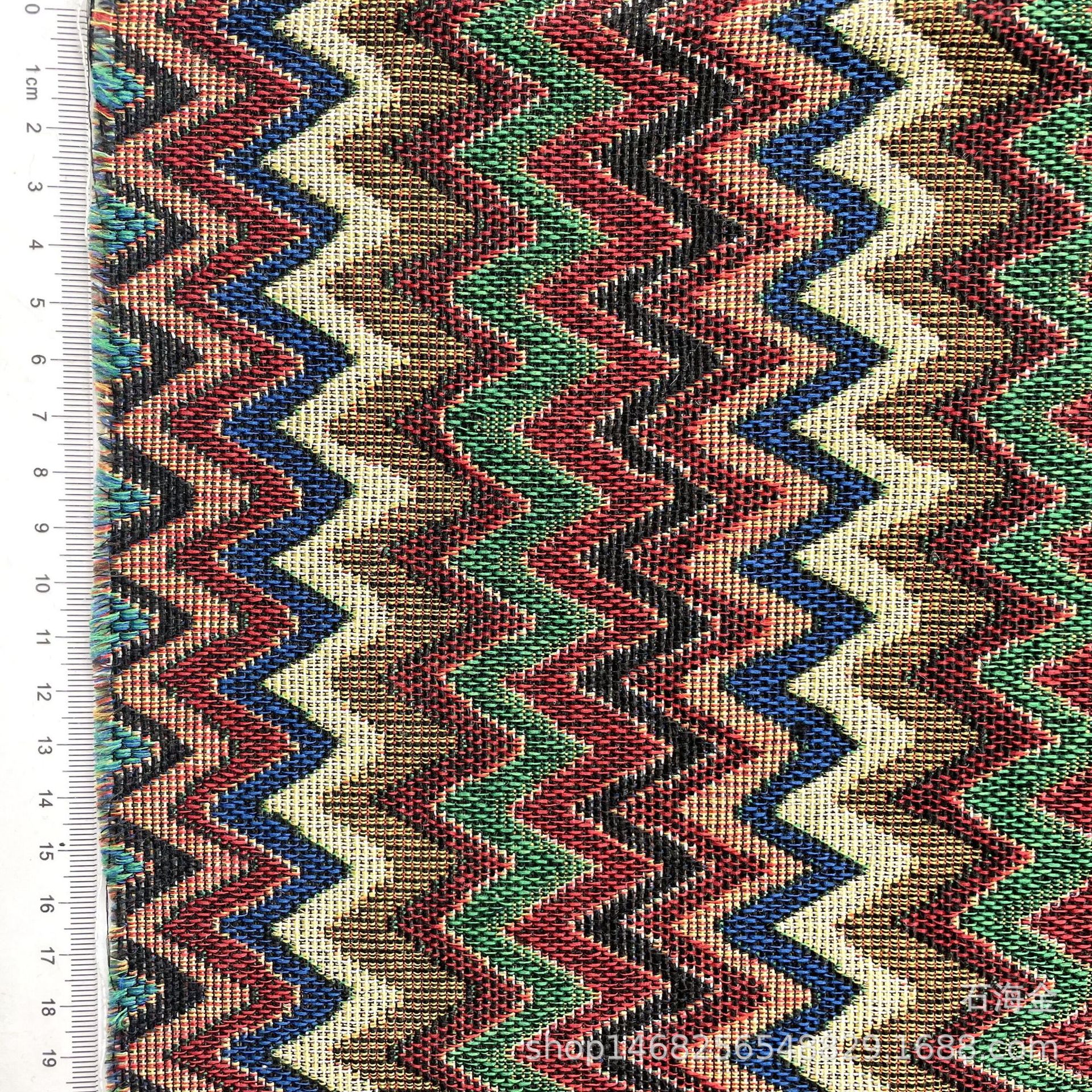 加厚民族风波浪仿棉麻布 沙发抱枕布 色织提花鞋材帽手袋门帘面料