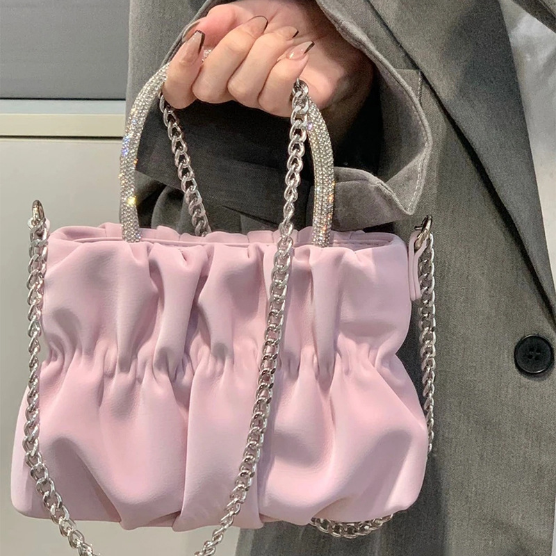 Summer New Handbag Shoulder Women's Pleated Handheld Oblique Small Fresh Versatile Cloud Chain Bag_voghion.com