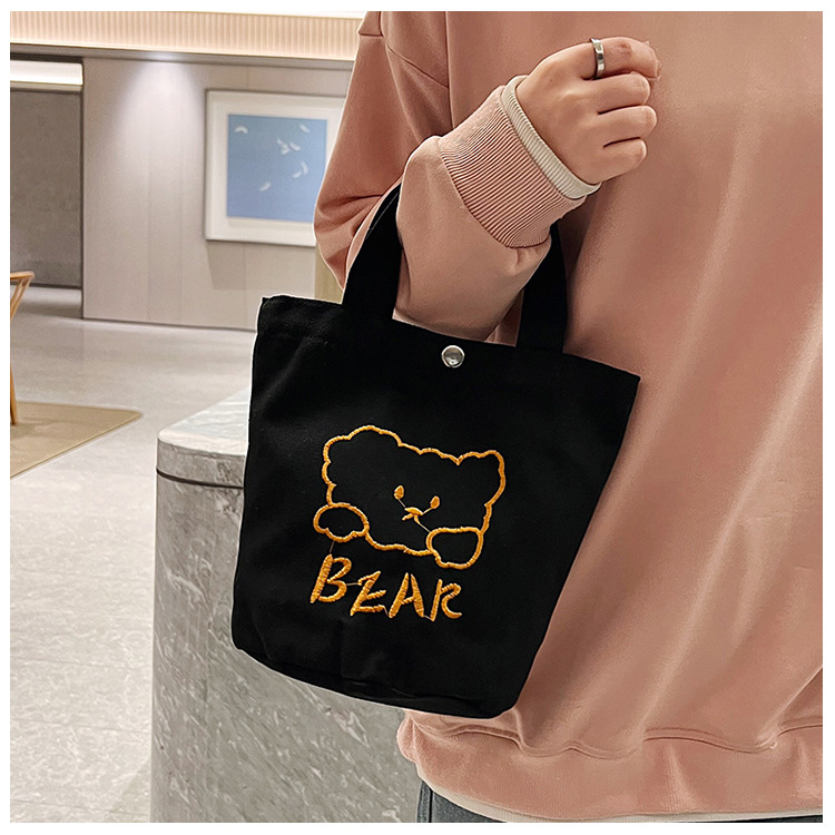 Personalized ladies' bucket bag, versatile and cute canvas bear wholesale, simple Japanese style new handbag undefined