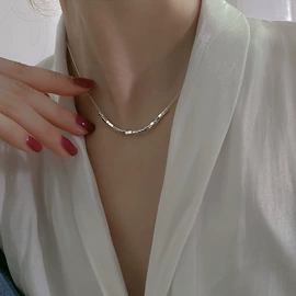 项链;耳钉;耳环