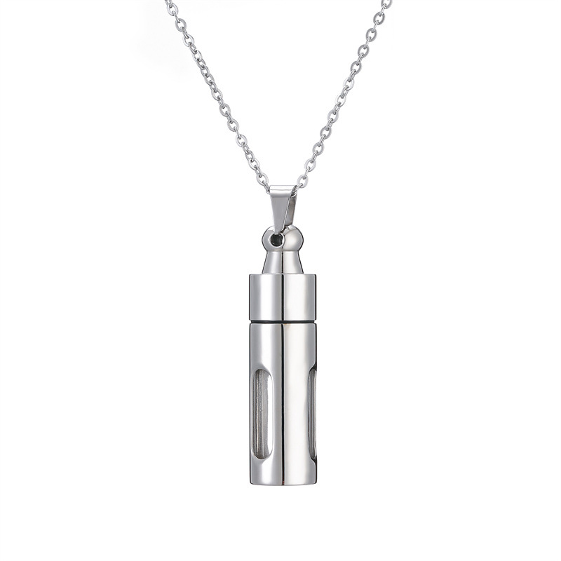 Collana con pendente a forma di boccetta di profumo trendy_voghion.com