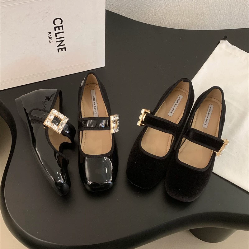Весенняя обувь, туфли, подходит к юбке, тренд сезона, стиль Chanel