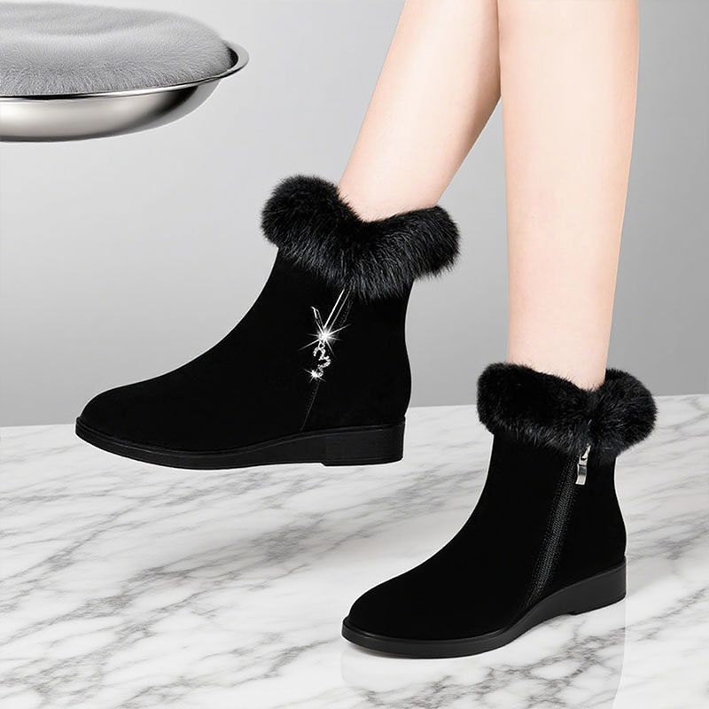 Snow Boots for Women in Winter Thickeneded Cotton Boots Flats Plus Plush Fur Shoes for Women Plus Size Mom Cotton Shoes Warm Short Boots Wholesale