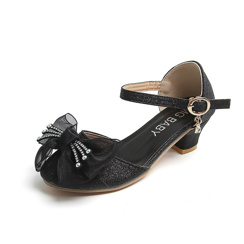 Versione coreana di tacchi alti e spessi con fiori alla moda e dolci, sandali per ragazze nuove estate 2023, scarpe per bambini_voghion.com