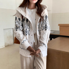 费尔岛设计提花毛衣外套女2025秋冬新款厚翻领复古慵懒风针织开衫