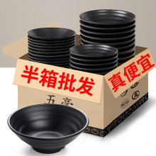 �ܰ���ɫ�����������^��l���末����·���׾��������C����y*