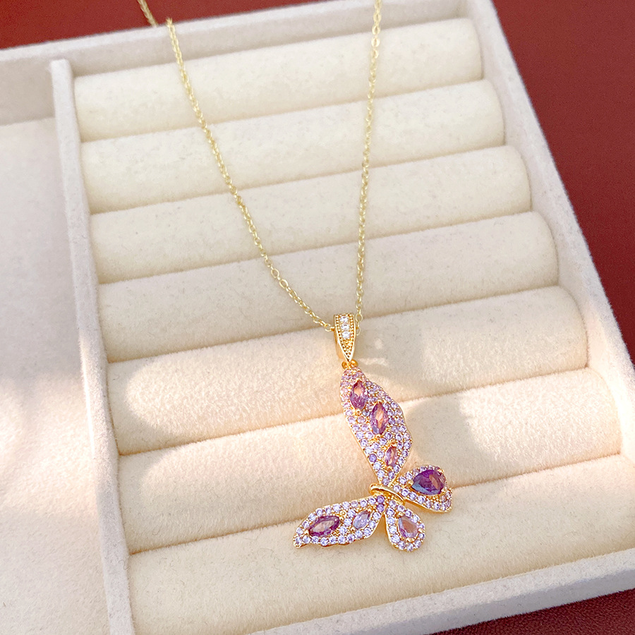 Collar de mariposa de piedra púrpura ligero de lujo nicho cadena de clavícula de alta calidad temperamento de moda conjunto de joyería versátil