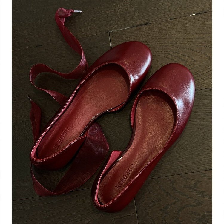 Cowhide Version! Little Red Shoes with Exposed Toe Seams, Low-Heeled Ballet Shoes for Women, Side Cut-Out Shallow Mouth, Hidden Height Increase Single Shoes, Mary Jane Shoes Cowhide Version! Little Red Shoes with Exposed Toe Seams, Low-Heeled Ballet Shoes for Women, Side Cut-Out Shallow Mouth, Hidden Height Increase Single Shoes, Mary Jane Shoes