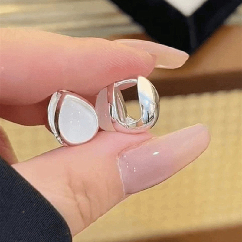 Clips d oreilles minimalistes goutte d eau oeil de chat_voghion.com