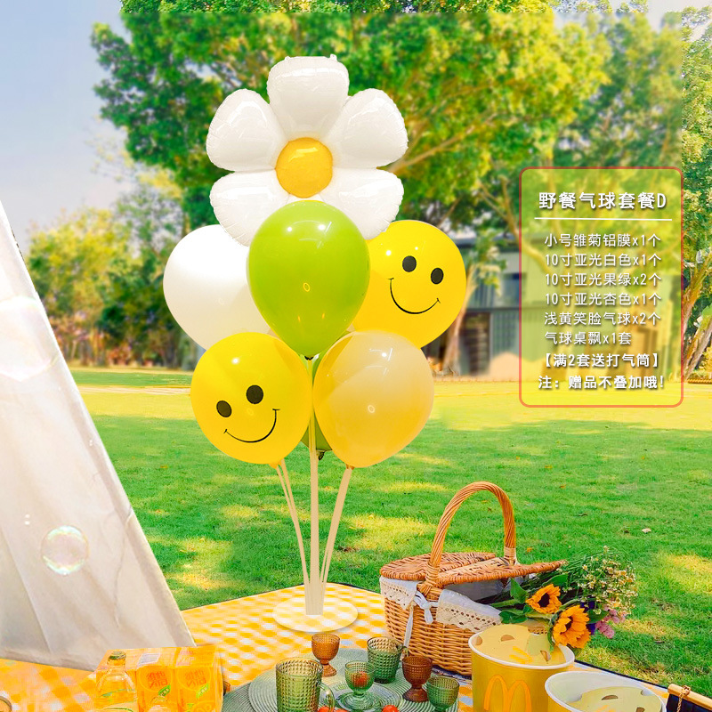 INS Pequeño Libro Rojo mismo picnic accesorios de fotografía al aire libre cumpleaños de los niños Salida de primavera cara sonriente traje de globo Margarita