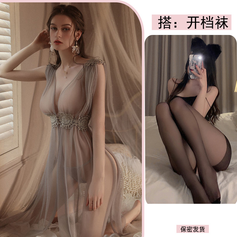 회색 티팬티 + 블랙 오픈 크로치 스타킹