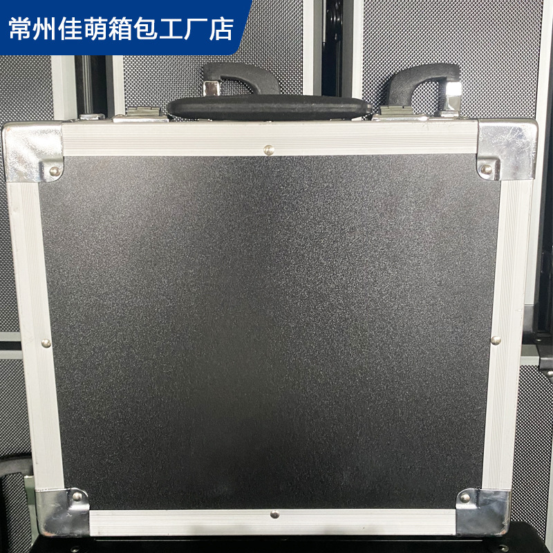 Caja de herramientas de aleación de aluminio portátil caja de almacenamiento de metal caja de instrumentos caja de almacenamiento de pantalla de equipo fabricantes pueden ordenar