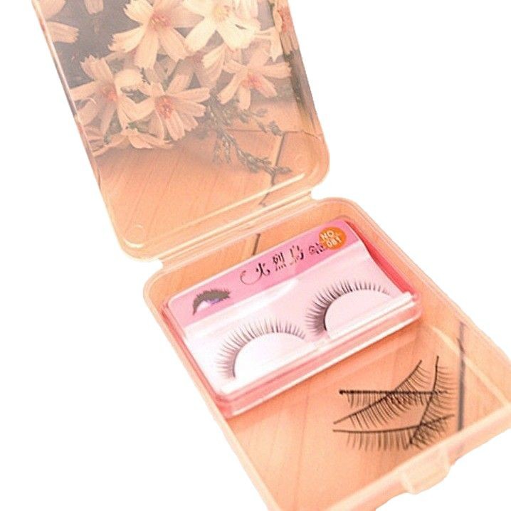 Caja de joyería de esponja de maquillaje transparente simple pequeña caja de almacenamiento cuadrada caja de polvo decoración de pestañas