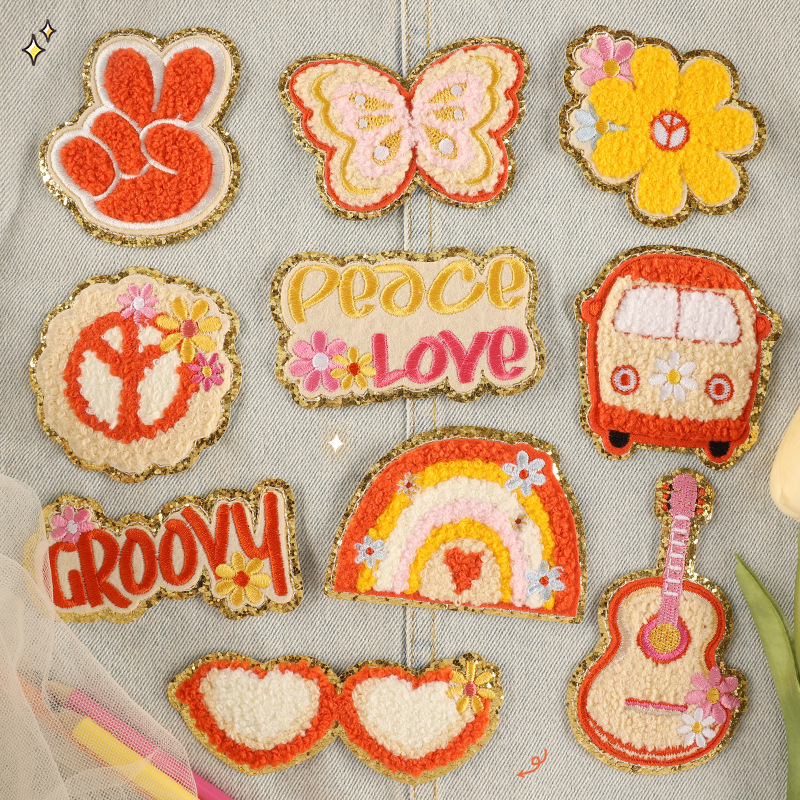 电脑绣花标服装辅料金边雪尼尔刺绣贴布标毛巾绣蝴蝶花朵配饰布贴