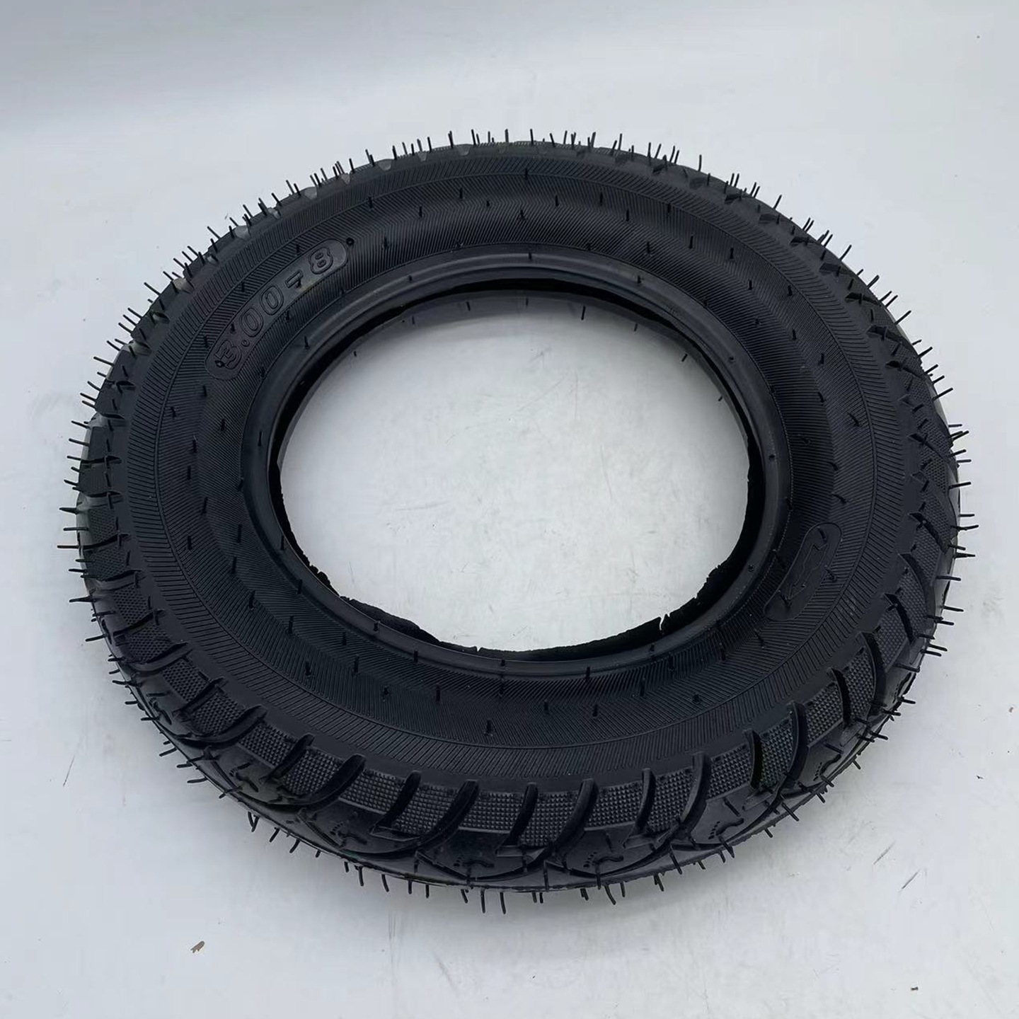 3.00-8加厚外胎3