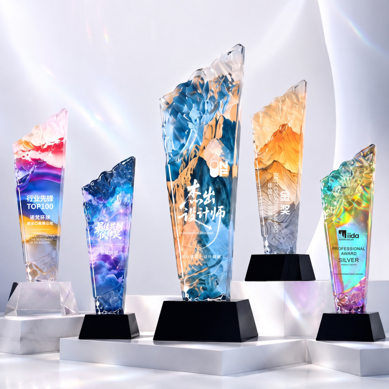 Custom crystal trophies, transparent medals, commemorative cups for sports competitions, awards for company employees, and decorative pieces for honoring achievements Custom crystal trophies, transparent medals, commemorative cups for sports competitions, awards for company employees, and decorative pieces for honoring achievements