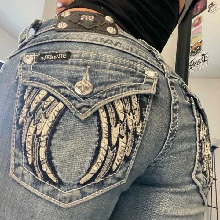 In-Stock Cross-Border Street Fashion European and American Style Missme Women's Y2K Pocket Wing Embroidery Vintage Denim Jeans In-Stock Cross-Border Street Fashion European and American Style Missme Women's Y2K Pocket Wing Embroidery Vintage Denim Jeans