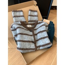 好显白啊韩系egg牛角扣开衫2025新款加厚加大条纹针织衫圆领拼色