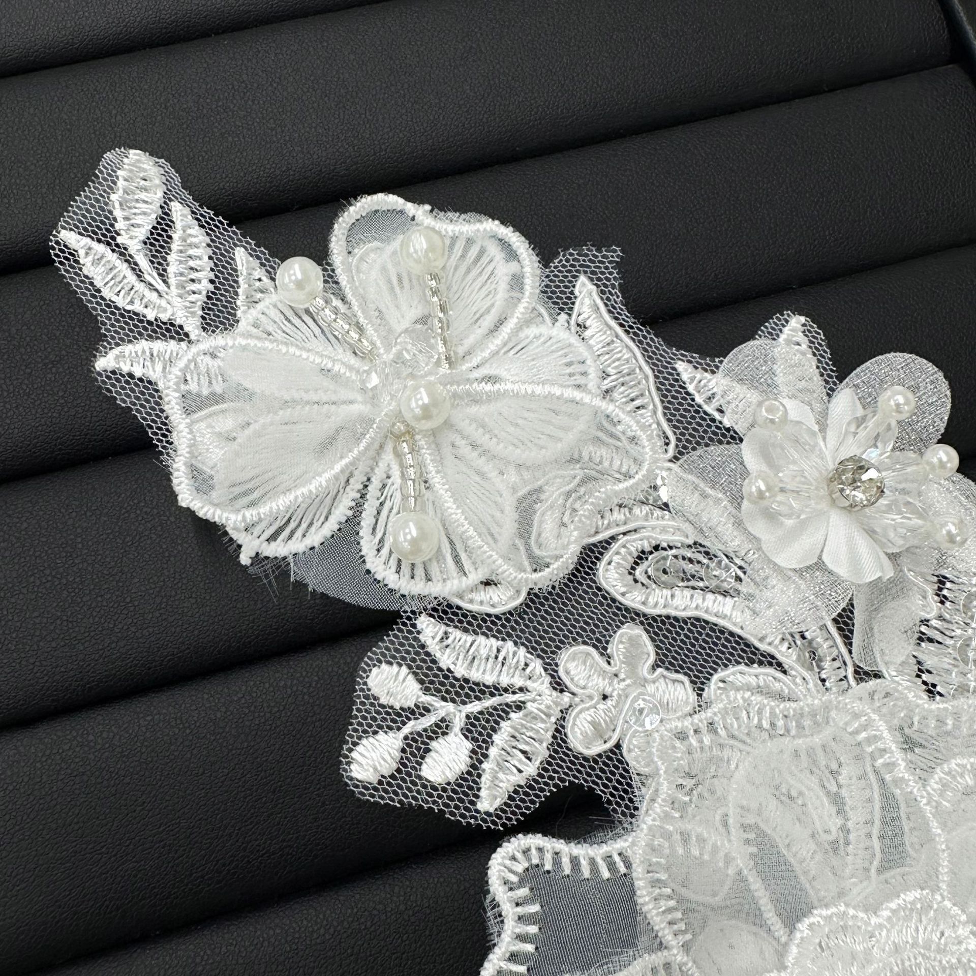 Blanco estereoscópico cuentas de encaje flor pegatinas de vestido de boda accesorios de decoración de flores de diamante hechas a mano zapatos accesorios de ropa de sombreros image 5