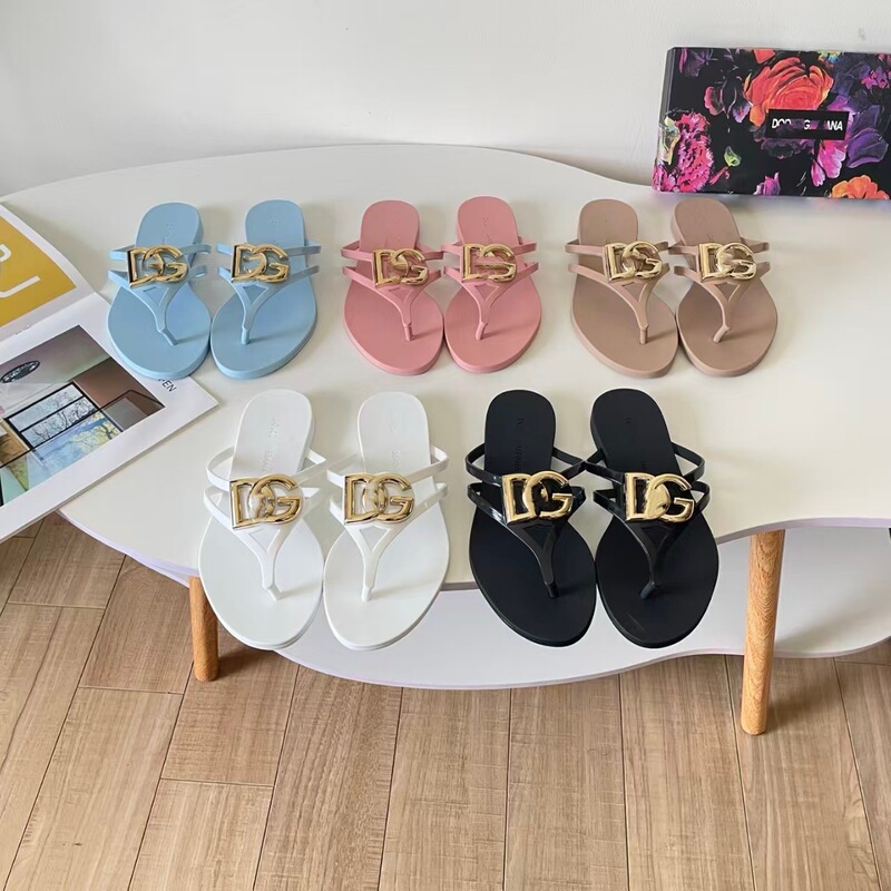 Dujia 2026 Summer New Metal Buckle Breathable Flat Sandals Women's Flip-Flops for Outdoor Beach Wear Trendy Sandals