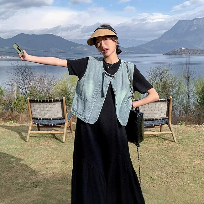 Гонконгский вкус ретро укладки на улице Тонкий джинсовый жилет женский весенний новый стиль премиум-класса модная куртка без рукавов